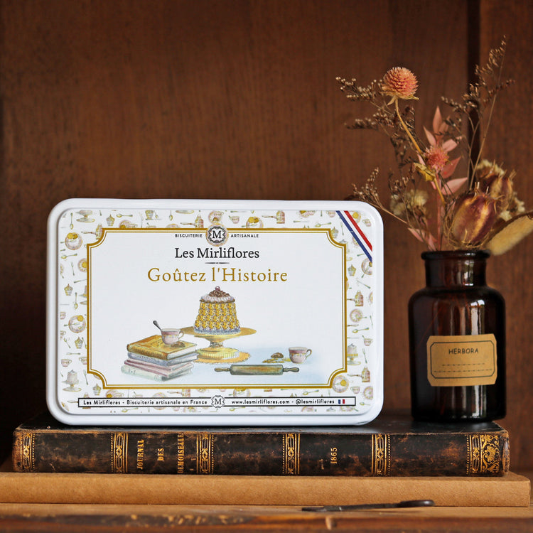 Coffret cadeau composé de produits locaux et confectionnés par la biscuiterie Les Mirliflores.